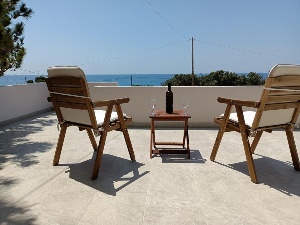 Sea View Pine House Villa Makrýgialos Eksteriør bilde