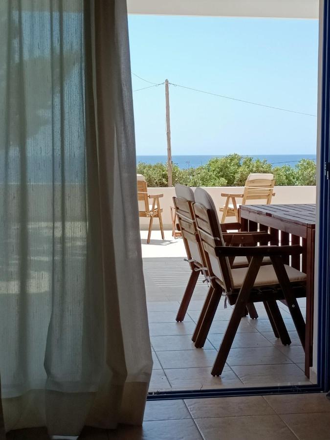 Sea View Pine House Villa Makrýgialos Eksteriør bilde