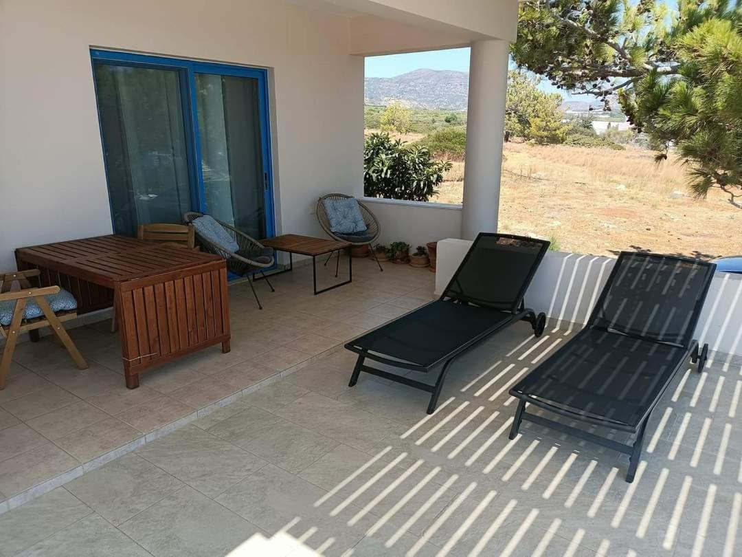 Sea View Pine House Villa Makrýgialos Eksteriør bilde